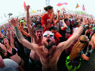 Na festiwalach w Europie bawiło się w 2018 r. ponad 4,8 mln ludzi. W Polskce najwięcej na Pol'and'Rock Festivalu, bo to impreza niebiletowana. Ale płatne imprezy też przeżywają oblężenie