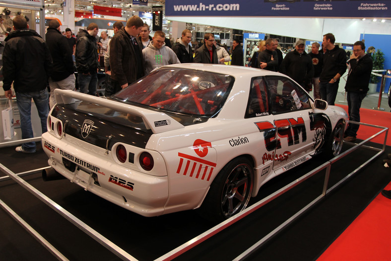 Essen Motor Show 2012 - zwariowane bolidy i szokujące dziewczyny