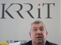 Senator Platformy wbija nóż w plecy Dworaka