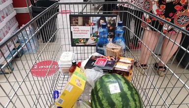 Strajk w sklepach w tę niedzielę. Opuszczą stanowiska na dwie godziny. "Praca bardzo ciężka, a płacą żenująco mało"