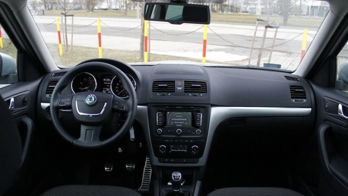 Skoda Yeti 1.4 TSI: we wnętrzu przestronnie i multimedialnie