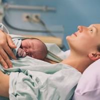 Rég elhunyt szeretteit látta a nő szülés közben – azt hitte, meg fog halni