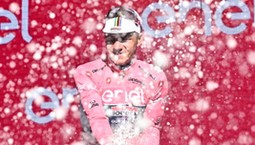 Remco Evenepoel pierwszym liderem Giro d'Italia