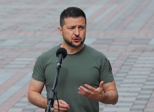 Rozmowa Zełenski–Macron. "Poruszyłem kwestię zakazu wiz dla Rosjan"