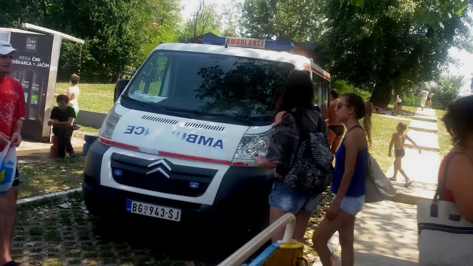 Za lekare pune ruke posla