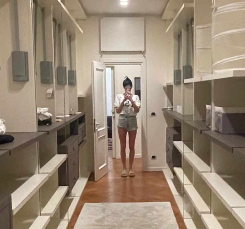 Jeslisaveta se seli iz Bolonje