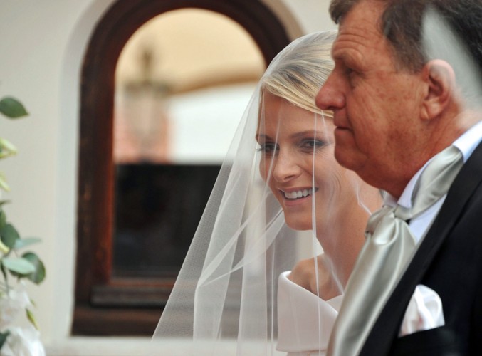 Charlene Wittstock omal nie uciekła z Monako kilka dni przed ślubem