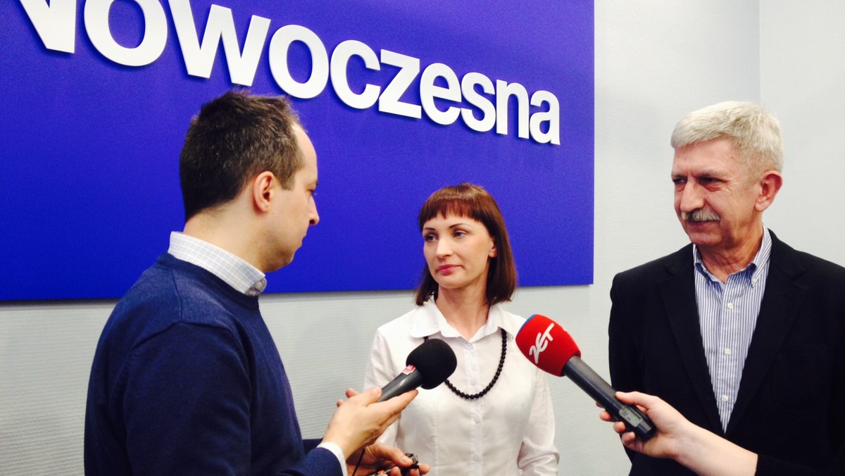 Prawdopodobnie jutro Joanna Augustynowska, wrocławska posłanka Nowoczesnej opuści partię Ryszarda Petru i zasili szeregi Platformy Obywatelskiej. Już teraz została zawieszona w prawach członka za "działanie na szkodę Nowoczesnej".