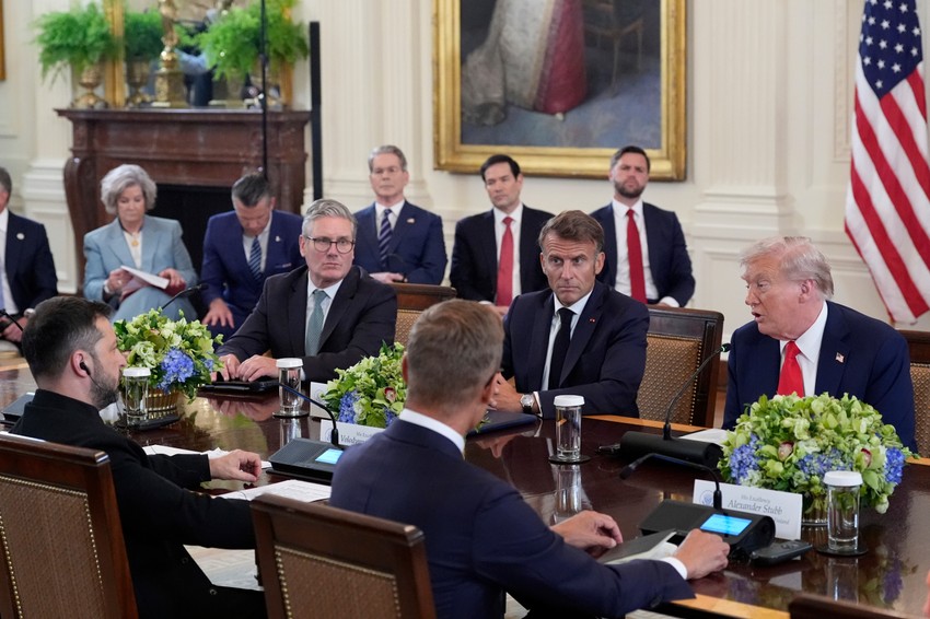 Samit u Beloj kući 18. avgusta