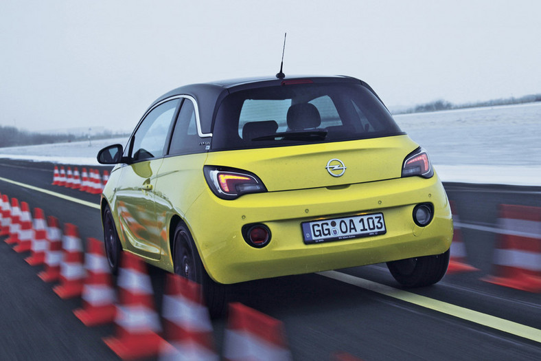 Porównanie 5 aut miejskich: Opel Adam, kontra Renault Twingo, Mini One, Skoda Citigo i Kia Picanto