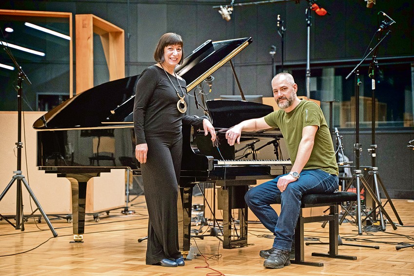 Na koncertu u nedelju nastupiće sa nekoliko vanserijskih muzičara, između ostalih, sa Vasilom Hadžimanovim