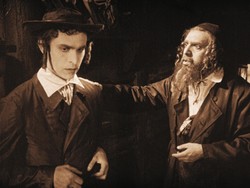 Pokaz odrestaurowanego słynnego niemego filmu "Stare Prawo" ("Das alte Gesetz") w muzeum POLIN. To polska premiera