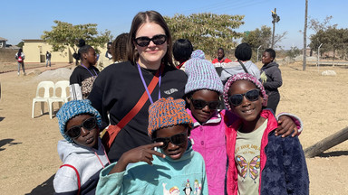 Była na misji w Zimbabwe. "Zwykły zeszyt jest tam czymś luksusowym"