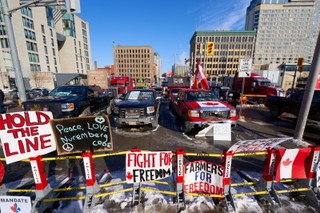 Kanadyjczycy przeciwko segregacji i liberałom