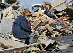 Odbudowa zadłuży Japonię, ale nie wpędzi w recesję