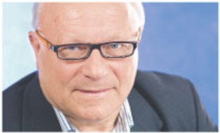 Komentarz redakcji: W koleżeńskich składach