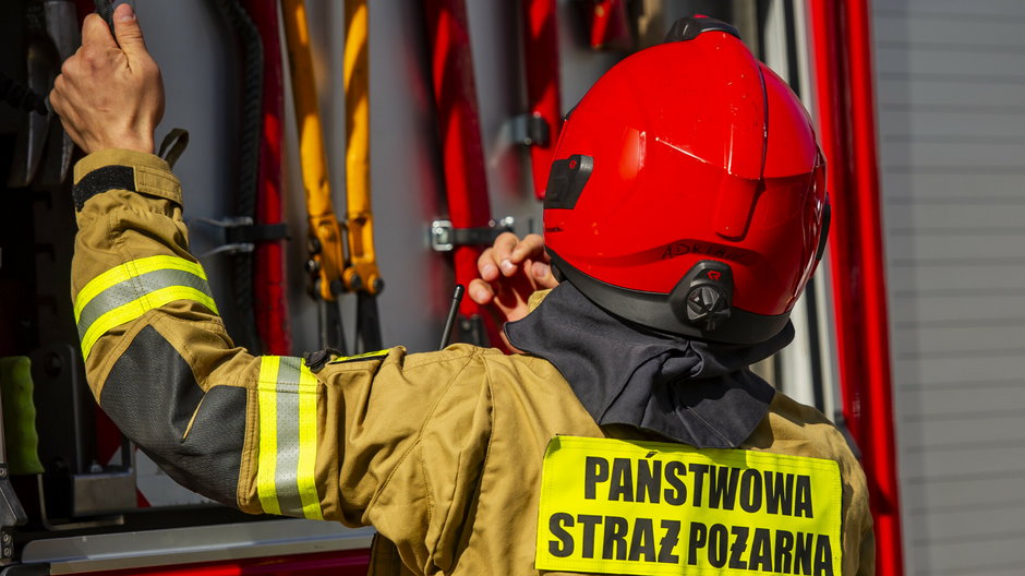 Ćwiczenia strażaków w Elblągu — zdjęcie ilustracyjne