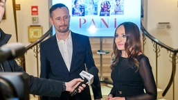 justyna dobrosz-oracz z mężem na koncercie. dziennikarka tvp kusi dekoltem [foto]