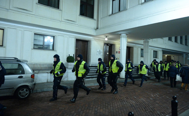 Policja przed Sejmem