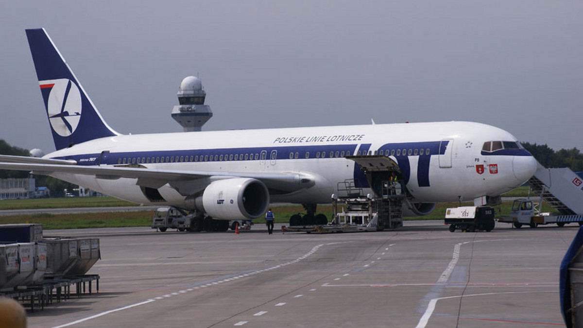 Na lotniskach w całej Europie doszło do awarii systemu ETFMS - informuje Eurocontrol. Dotknięte były także polskie porty lotnicze, w tym Lotnisko Chopina w Warszawie. Teraz Eurocom informuje już o przywróceniu normalnego działania systemu.