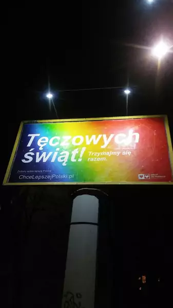 Tęczowe billboardy zawisną w całej Polsce