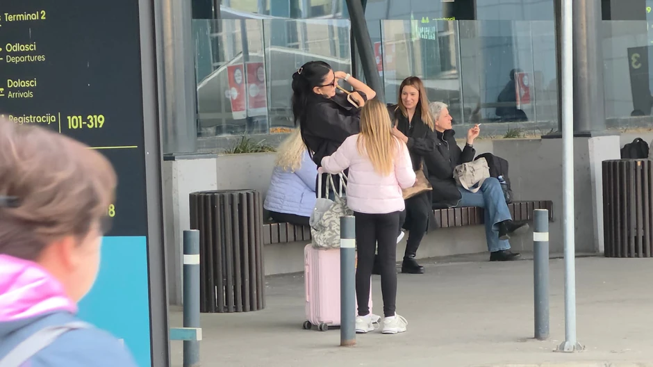 Aleksandra Jeftanović sa mužem i detetom