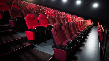 Kina sieci Helios, Cinema City i Multikino pozostają zamknięte. Skąd taka decyzja?