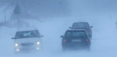 Uwaga na drogach! Nadciągają zamiecie i gołoledź