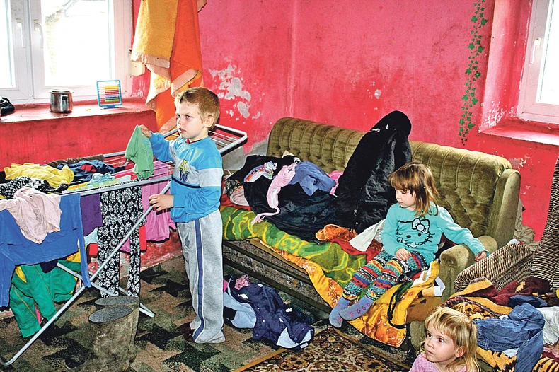 Deci se već na prvi pogled na licima vidi da su željna svega