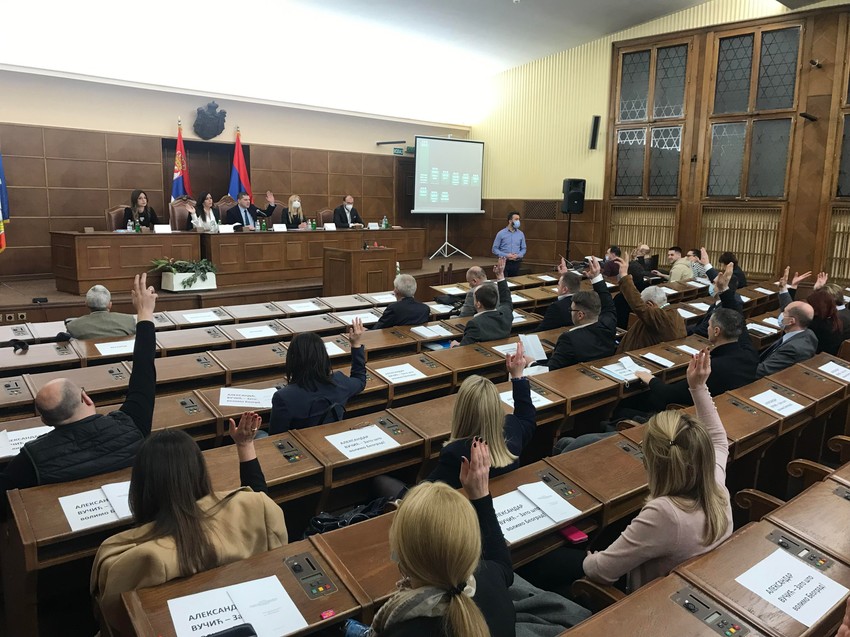 U skupštini Beograda najviše odborničkih mesta sa liste "Biramo Beograd" imaće ZLF i Narodni pokret Srbije