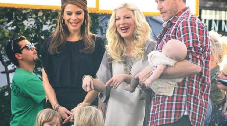 Tori Spelling lead az igényekből