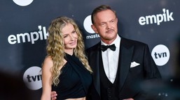 tyle cezary pazura zarabia za powtórki starych filmów. podał kwotę