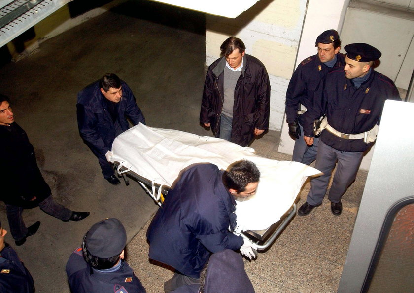 Pantani (+34 l.) zmarł 14 lutego 2004 roku w pokoju hotelowym w Rimini.