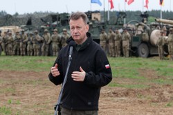 Włoski niszczyciel rakietowy już w Polsce. Błaszczak: Wzmocni wybrzeże