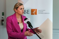 Seria zmian w szkołach od nowego roku. Nowacka zapowiada