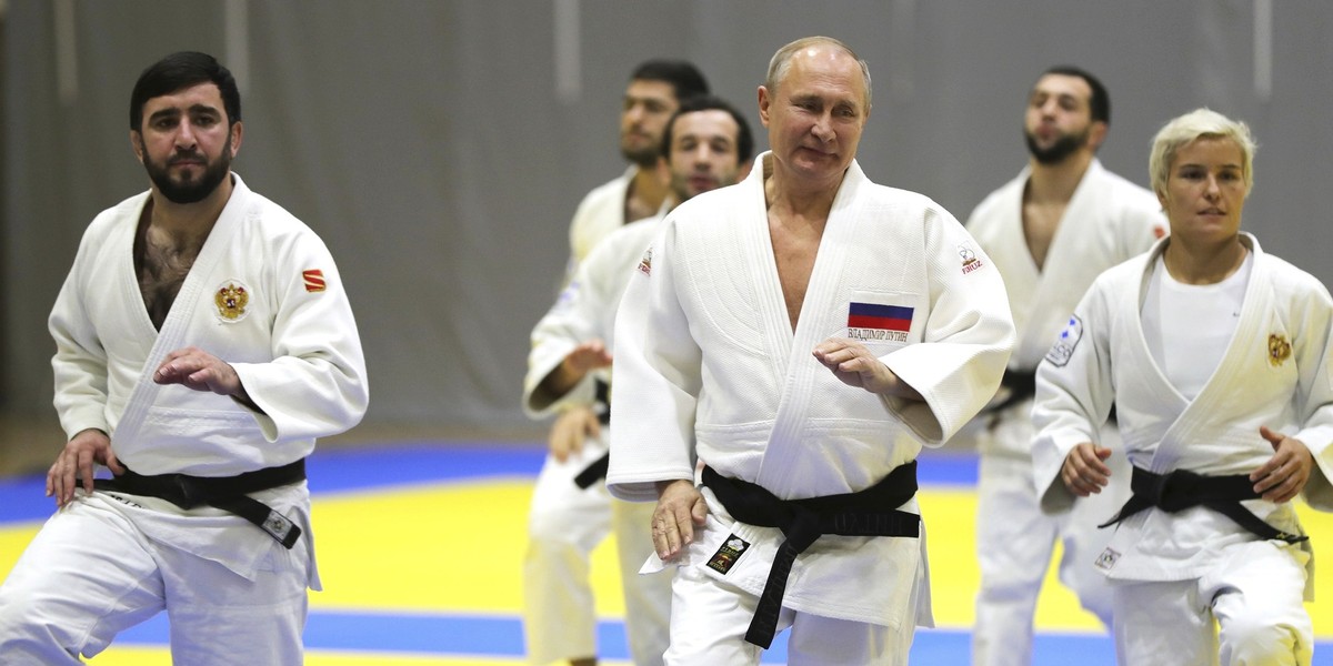 Władimir Putin znany był ze swojego zamiłowania do sportu. Szczególnie mocno umiłował sobie judo, które trenował od dziecka.