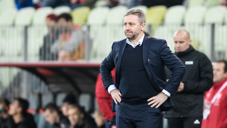 Tomasz Włodarczyk: Nowy szyld, stare problemy. Felieton o ...