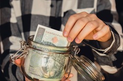 Sytuacja finansowa Polaków. Są wyniki nowego badania. "Wyraźny wzrost dojrzałości"