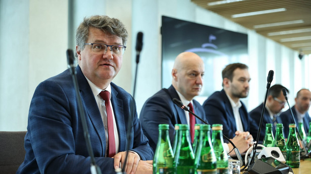 Wiceminister Maciej Wąsik podczas posiedzenia Komisji Administracji i Spraw Wewnętrznych
