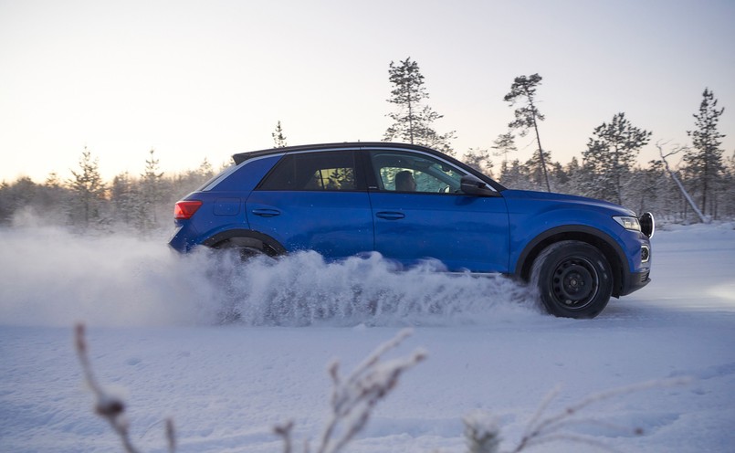 Test opon zimowych ADAC