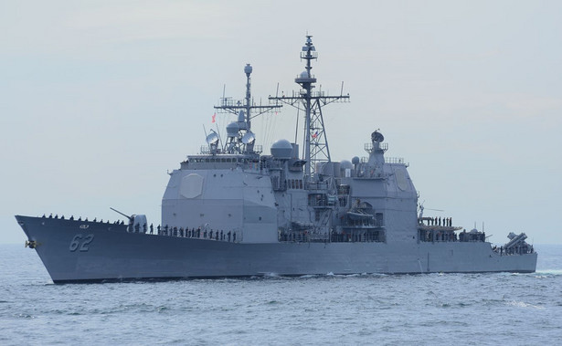 Rosyjsko-amerykański incydent na morzu i sprzeczne komunikaty. O włos od kolizji dwóch okrętów