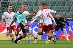 Ekstraklasa: Legia wygrywa zgodnie z planem i zostaje na prowadzeniu [TABELA]