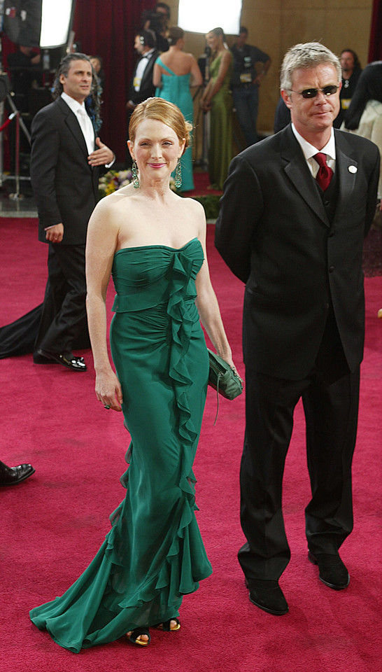 Julianne Moore na oscarowej gali w 2003