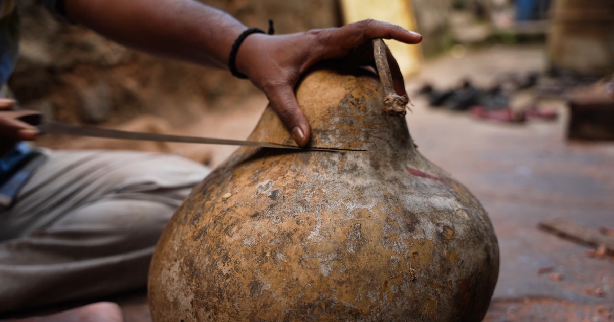 Instrument wykonany ze skorupy dyni. "Wypływają z niego najpiękniejsze