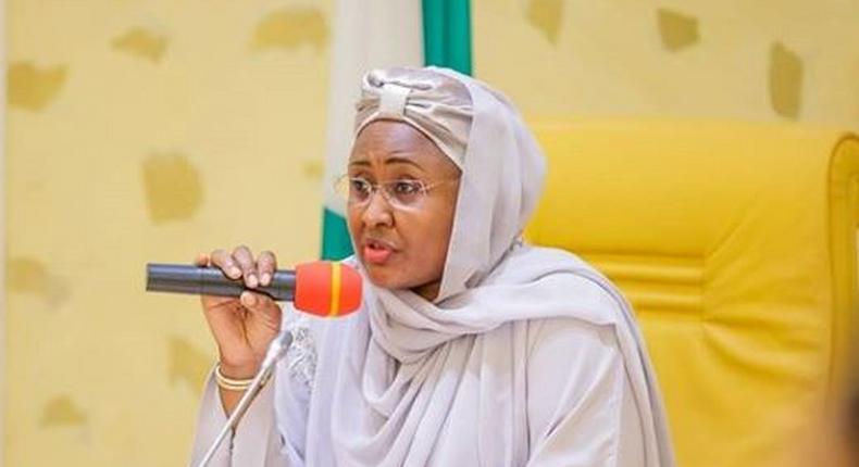 Aisha Buhari apologises and explains why she was angry in a viral video recorded by Fatima Daura. (Aishambuhari/Instagram)