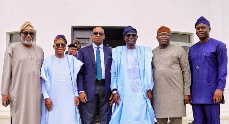 From Left: Govs Rotimi Akeredolu of Ondo, Gboyega Oyetola of Osun, Dapo Abiodun of Ogun, Babajide Sanwo-Olu of Lagos, Kayode Fayemi of Ekiti and Seyi Makinde of Oyo are set to meet with the leadership of Miyetti Allah Cattle Breeders Association to tackle security challenges. (Punch)