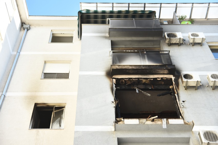 Eksplodirao stan u ulici Petra Drapšina u Novom Sadu