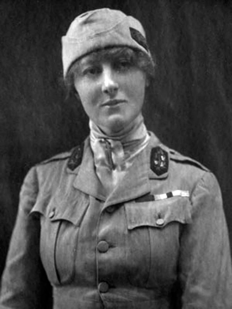 Dr Izabel Emsli Haton 