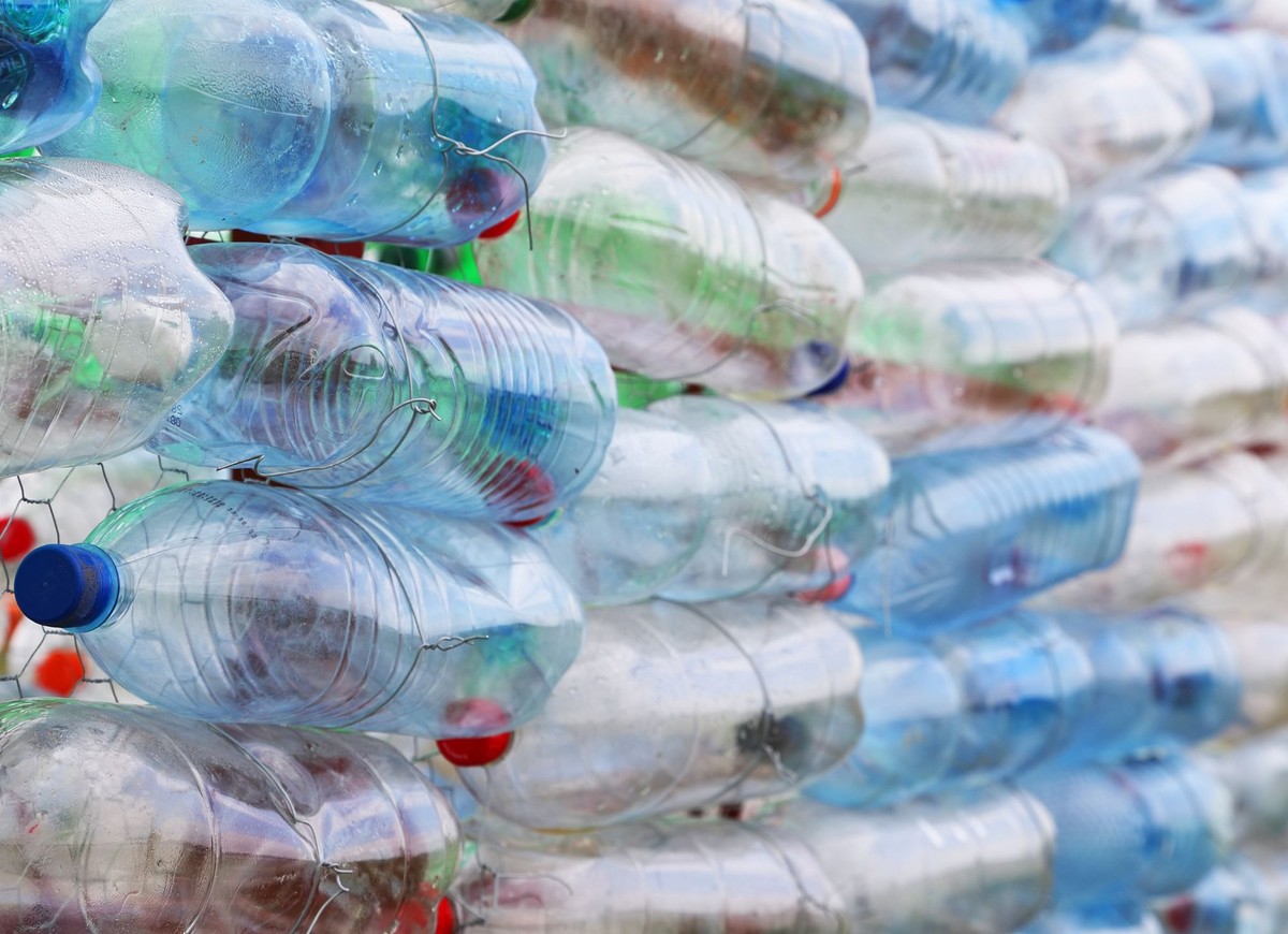 Będzie kaucja za butelki plastikowe od 1 października 2025
