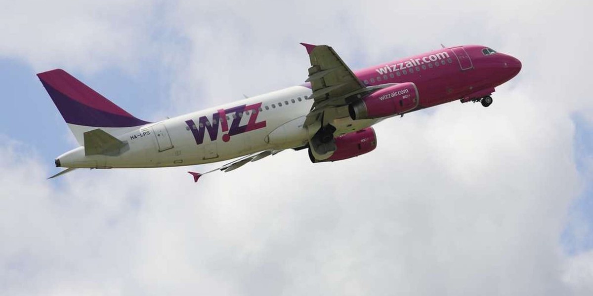 samolot wizzair